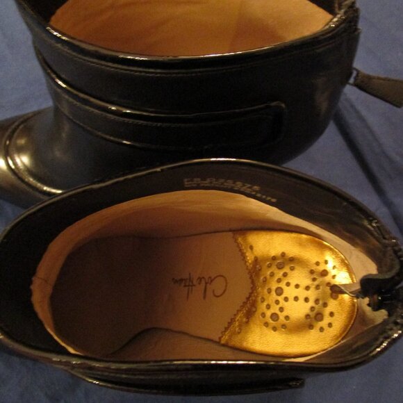 COLE HAAN WOMAN'S BLACK ANKLE BOOTS-SIZE 8.5 - Picture 11 of 15